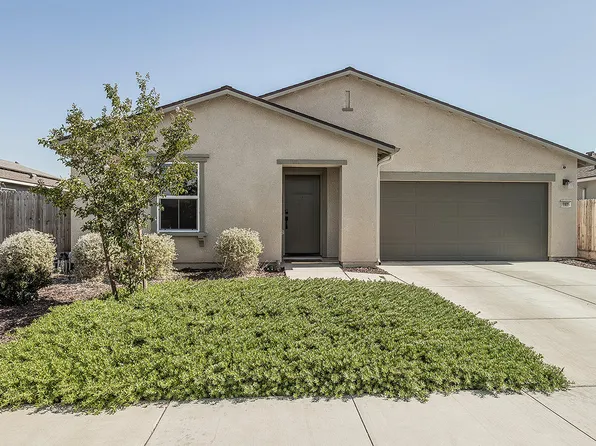 1105 E Packwood Avenue, Visalia, CA 93292
