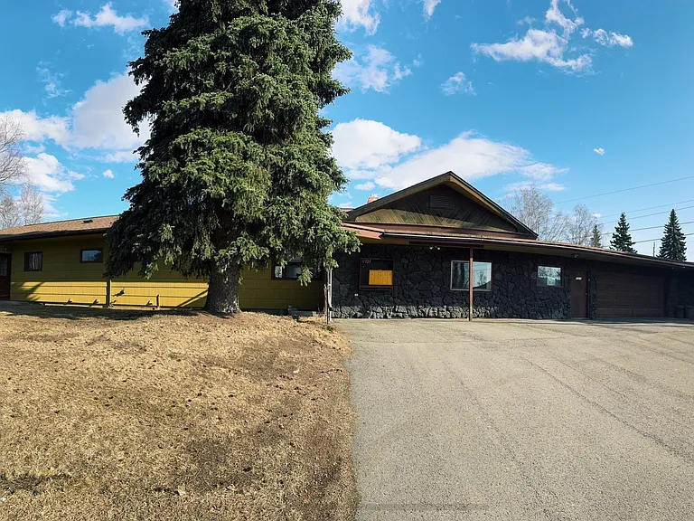 5925 Franklin Dr #1 — Photo 10