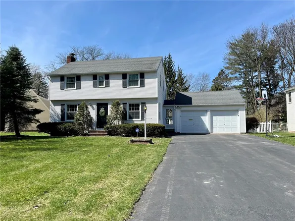 145 Glenhill Dr, Rochester, NY 14618