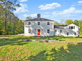46 Bird Song Ln, Stamford, CT 06903