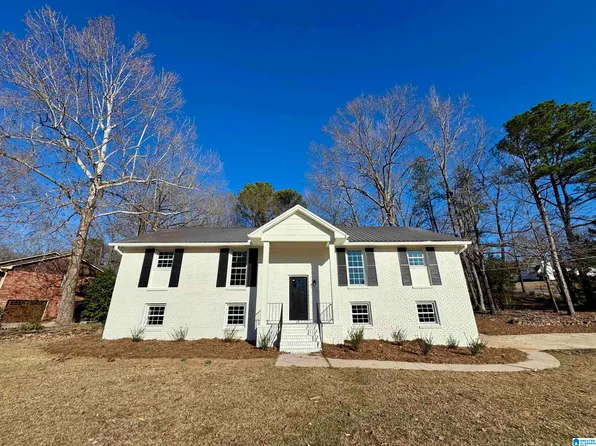 6202 Waterford Pl, Pelham, AL 35124