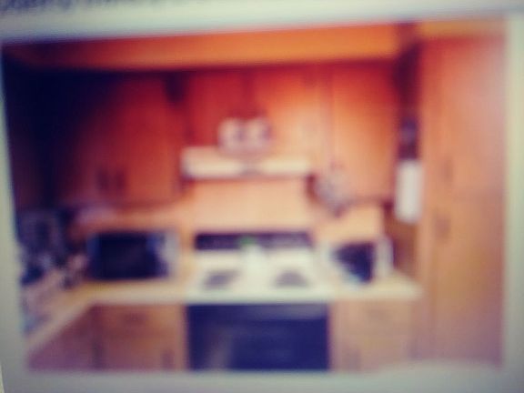 4th image of 1309 SE 24th Ave #1-2