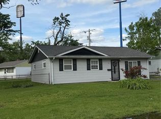 13 Lazarcheff Dr, Cahokia, IL 62206