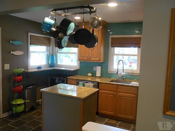 2nd image of 1600 Highland Dr