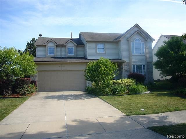 1st image of 43511 Revere Dr