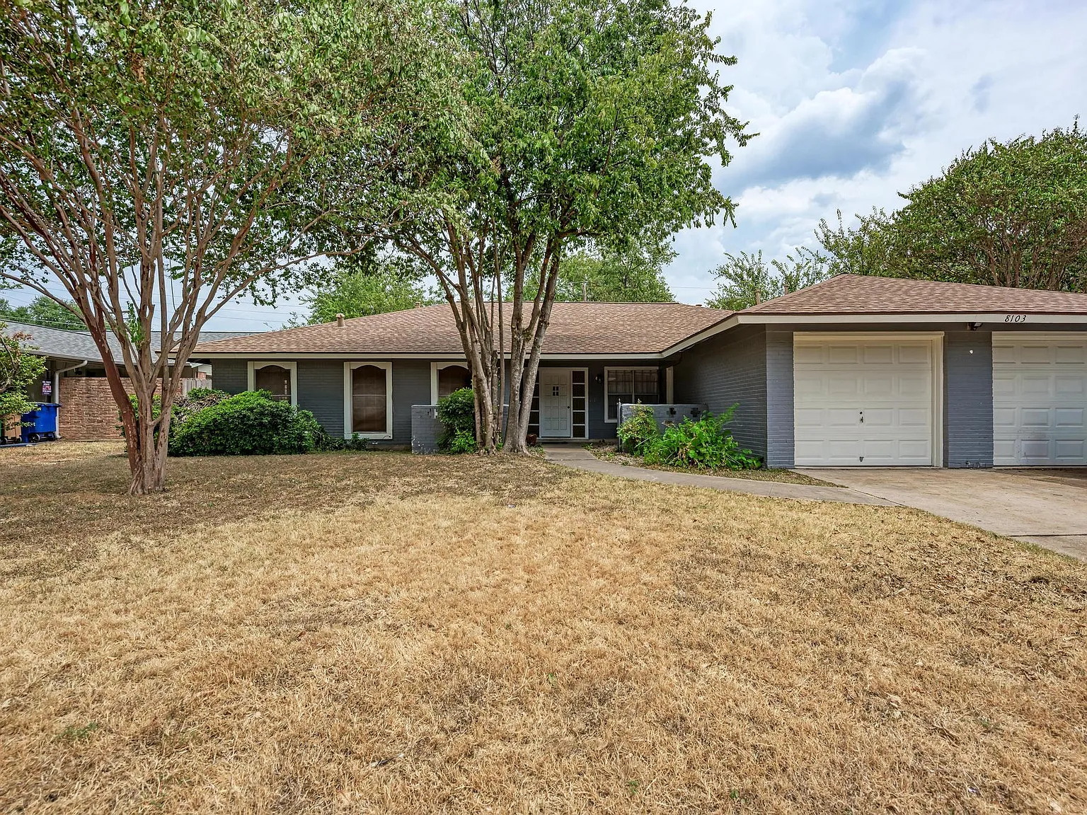 8103 Exmoor Dr — Photo 1