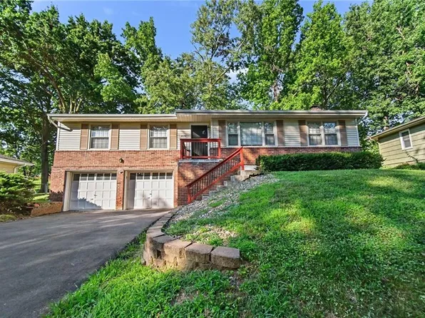 4630 NE Gladstone Ave, Kansas City, MO 64117