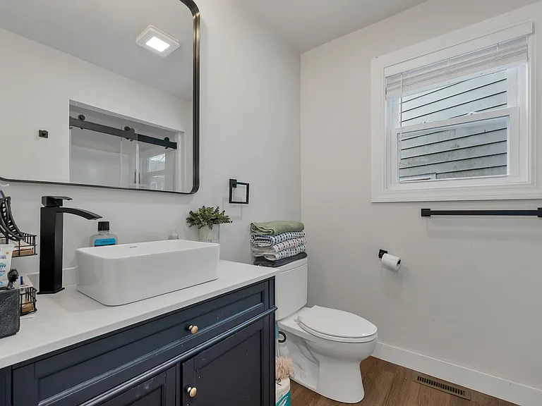 43 Franklin St — Photo 10