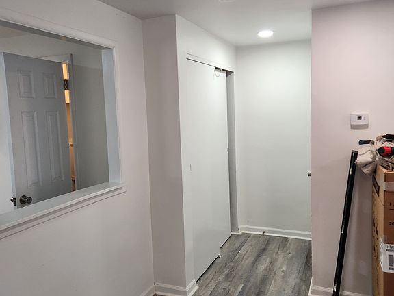5th image of 714 Carmen Dr APT A