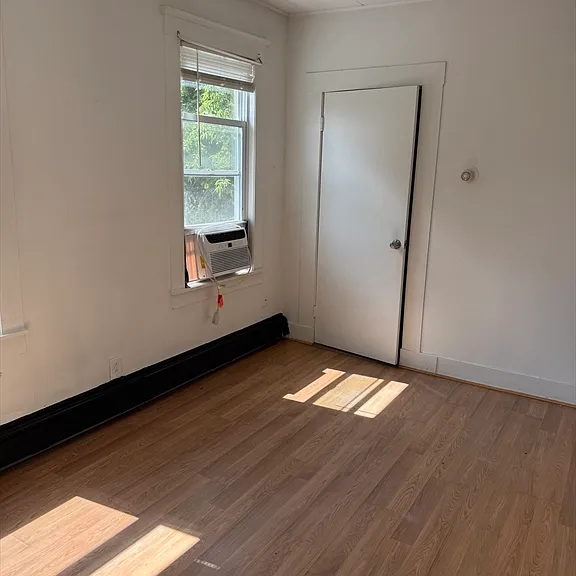 43 Wilson St #3 — Photo 9