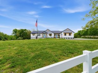27 Sterling Dr, Wantage Twp., NJ 07461