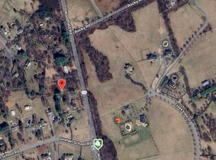 22508 Woodfield Rd, Gaithersburg, MD 20882