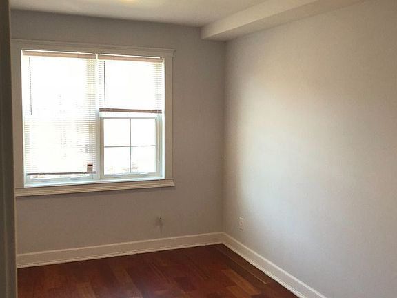 4th image of 32-44 61st St #2