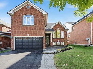 4 Brecken Dr, Georgina, ON L4P 4A3