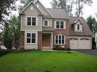 1747 Highland Ave, Rochester, NY 14618