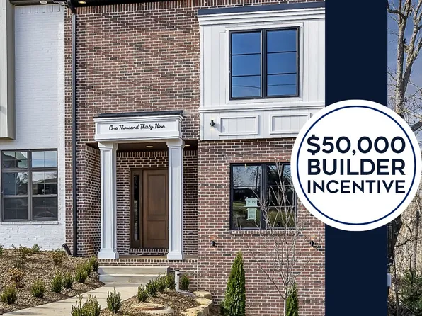 1039 NW A St, Bentonville, AR 72712