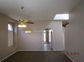 2nd image of 301 McHenry St