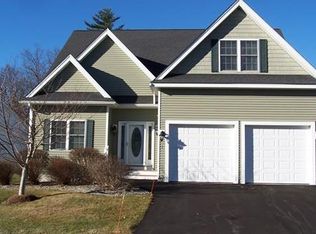 1 Steinbeck St, Tyngsboro, MA 01879