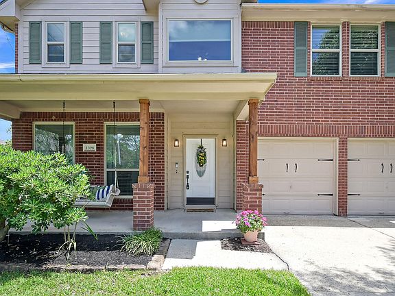 3rd image of 1396 Havelock Dr