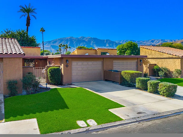 56 La Ronda Dr — Photo 36
