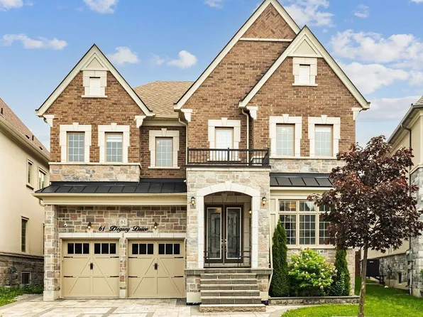 61 Degrey Dr #Basement, Brampton, ON L6P 4L7