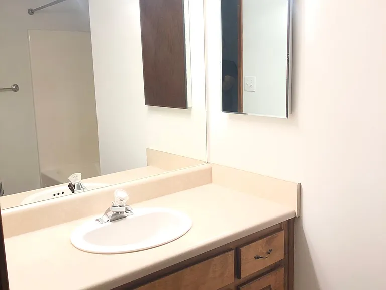 329 Harris Oaks — Photo 10