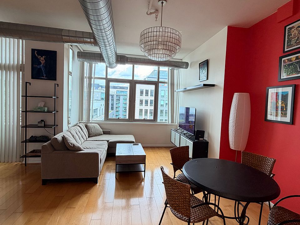 1st image of 811 4th St NW Unit 1114