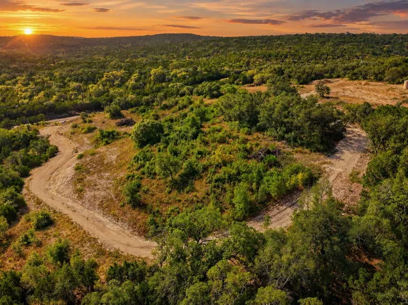 2040 Park Road 37, Helotes, TX 78023