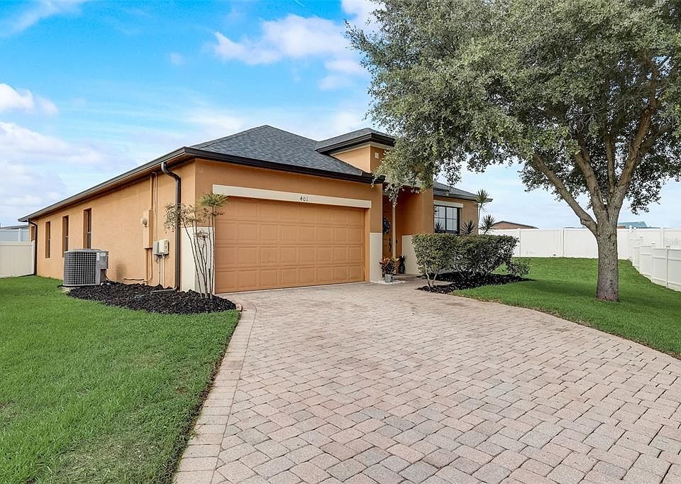 1st image of 401 Savannah Preserve Loop