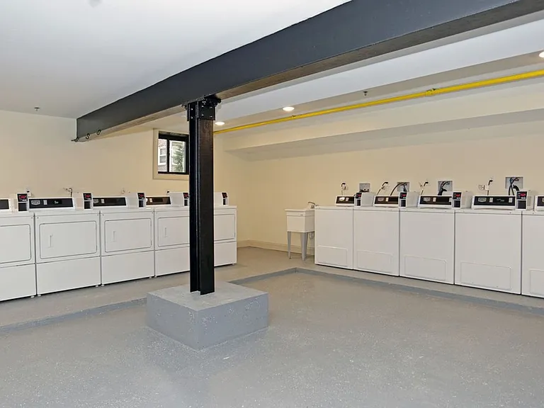Ponciana Apartments: Contemporary Comfort and Affordable Luxury in North Bergen! — Photo 18