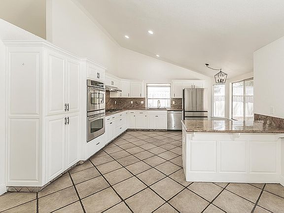 4th image of 5193 W Hampton Way