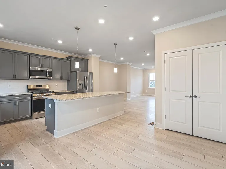 1421 Clingmans Dome Dr — Photo 17