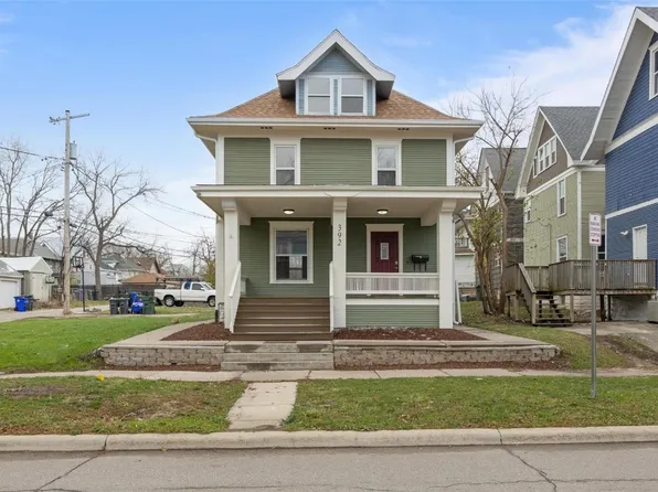 392 15th St SE, Cedar Rapids, IA 52403