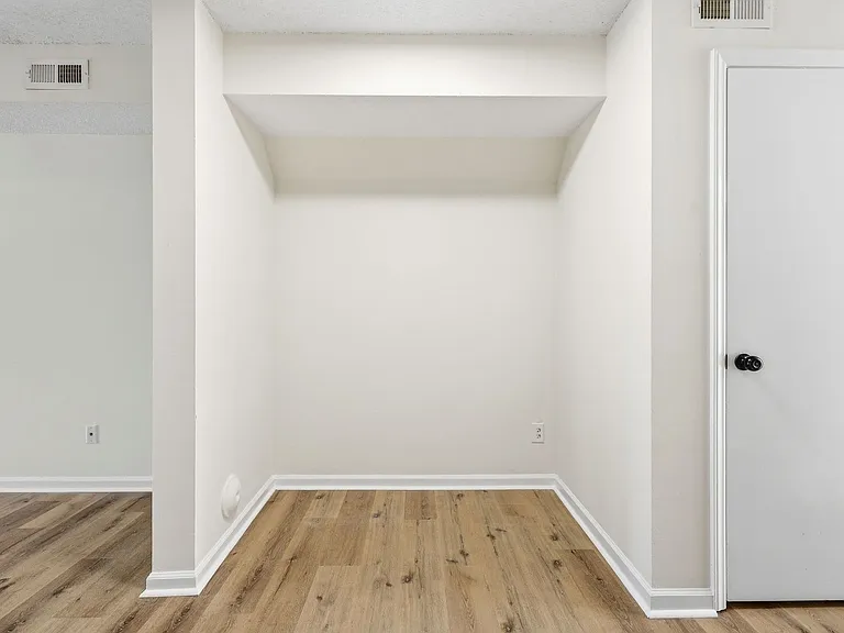 114 Kingsbury Dr #114 — Photo 13