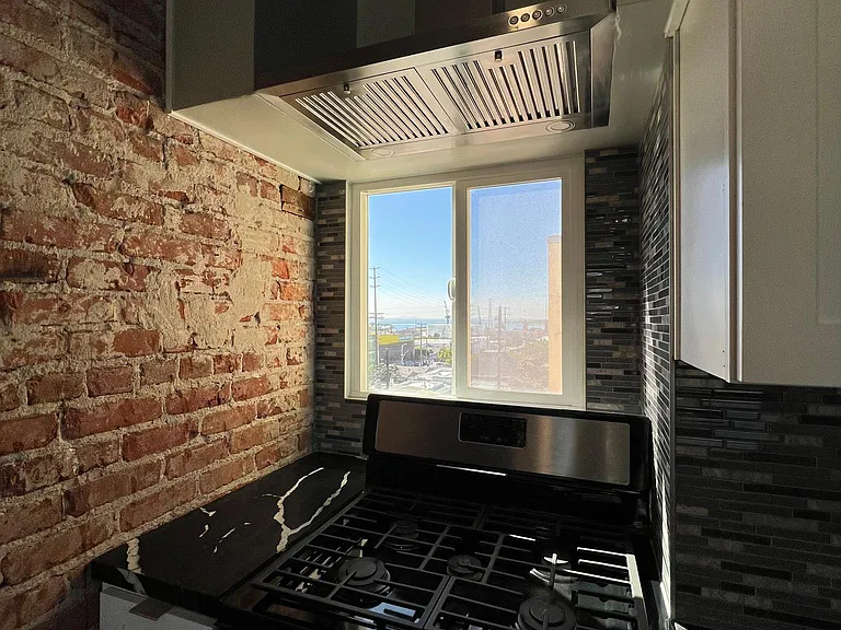 2171 Logan Ave #14 — Photo 6