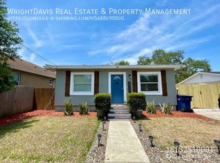8310 El Portal Dr, Tampa, FL 33604