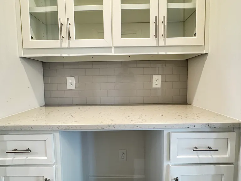 227 Nash St — Photo 6