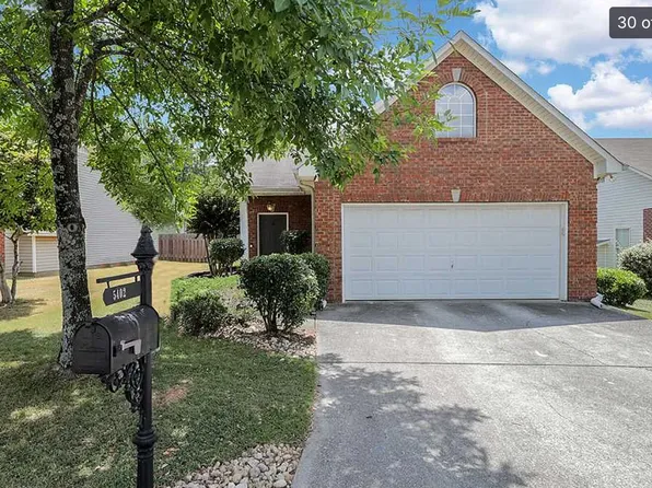 5402 Cottage Ln, Hoover, AL 35226