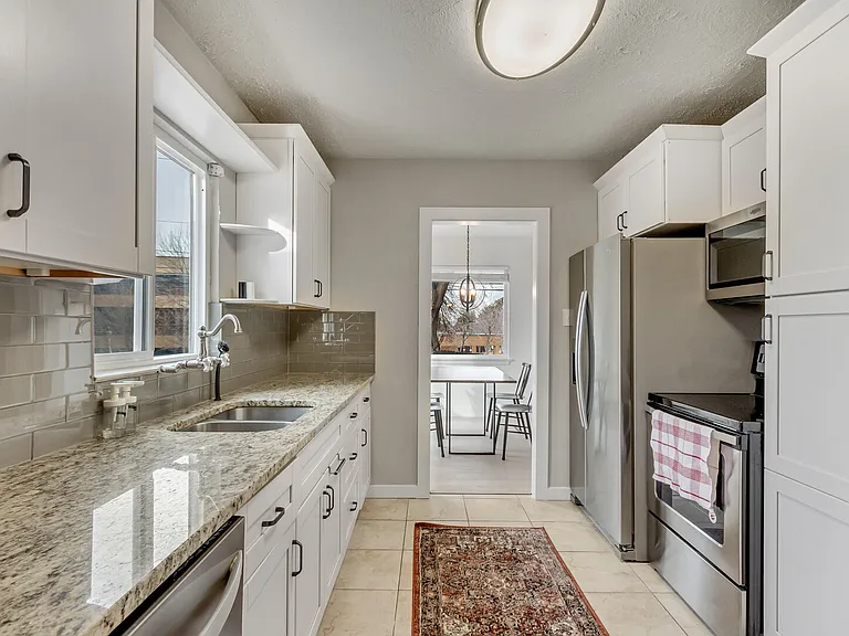 S Highland Dr — Photo 11
