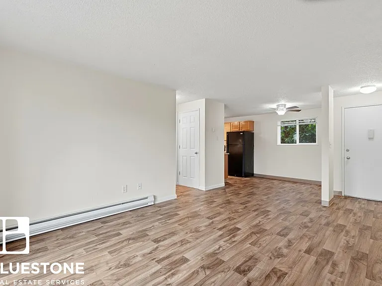 Birchcreek Apartments — Photo 8