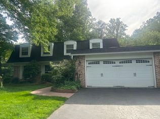 910 Ridge Dr, Mc Lean, VA 22101