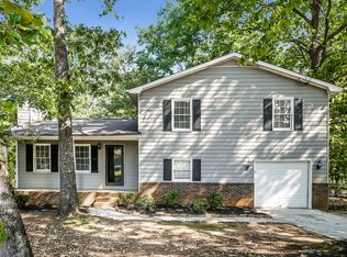 2412 Robin Ridge Dr, Dacula, GA 30019