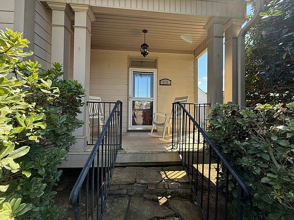 2nd image of 263 Solamere Ln