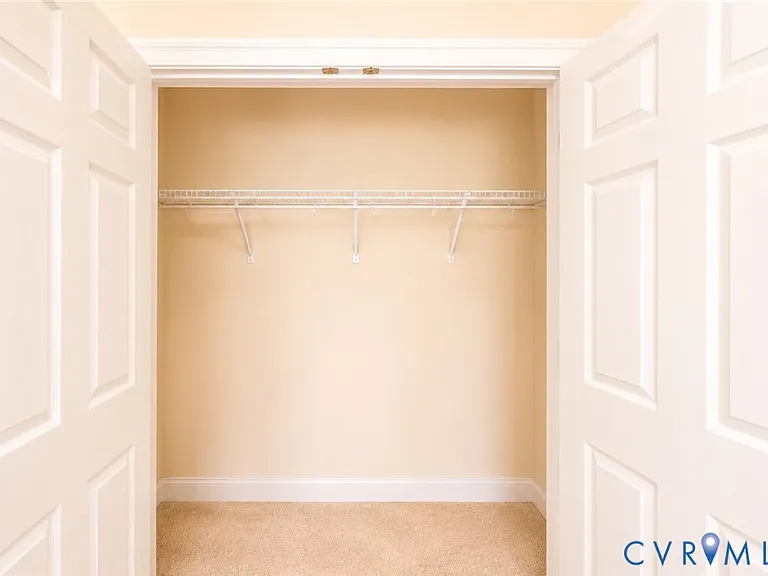5421 Hickory Ann Dr — Photo 24