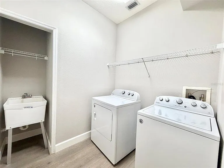 804 Coade Stone Dr — Photo 28