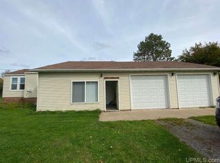 N11622 Chelhar Ln, Channing, MI 49815