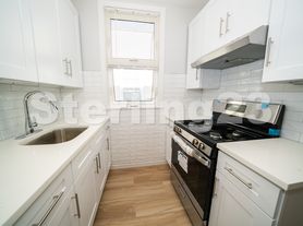 24-44 24th St, Astoria, NY