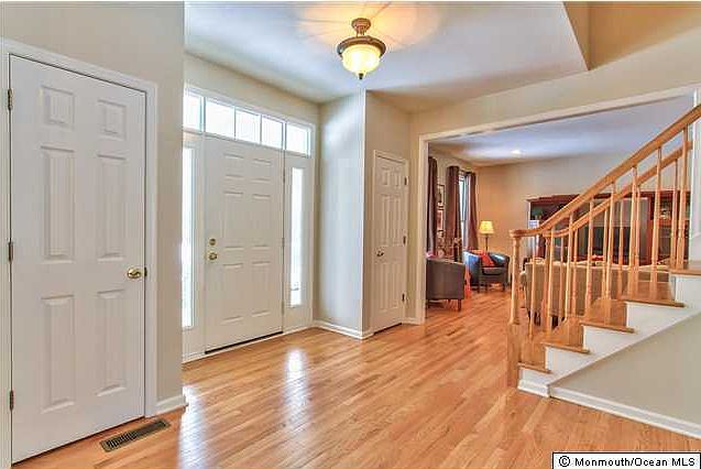 2nd image of 37 Majestic Avenue