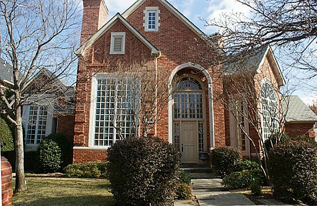 1st image of 4604 Redwood Ct