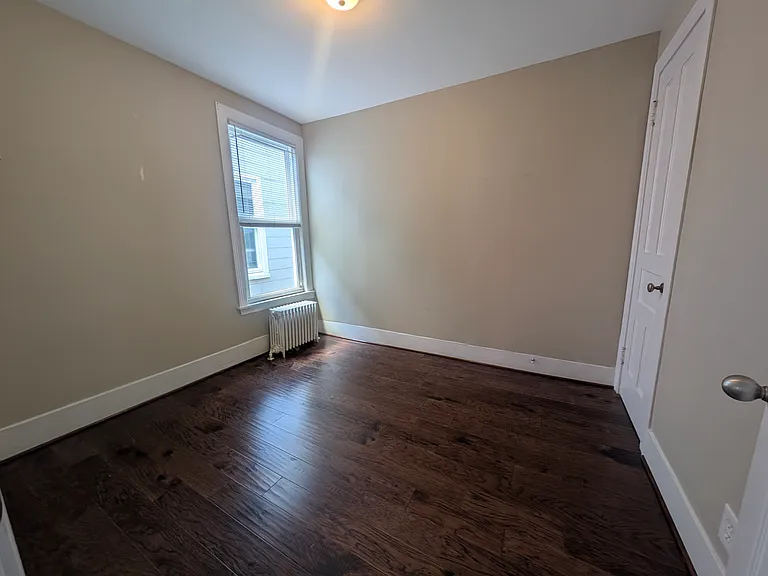 100 York St Apartments — Photo 8